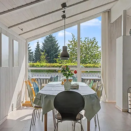 Ferienhaus Sote - 330m From The Sea By Interhome